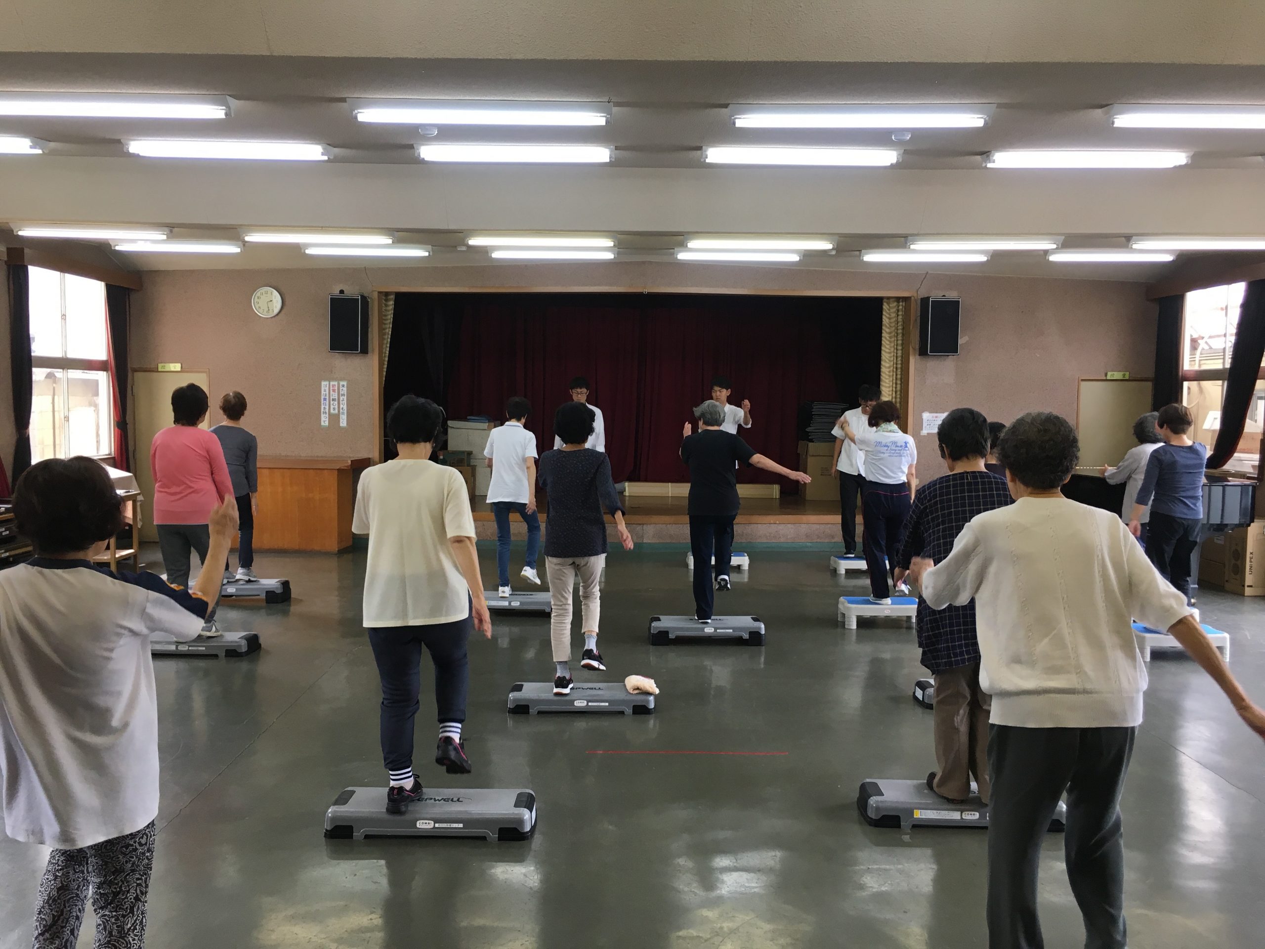 箕島高校生が箕島公民館へ訪問。